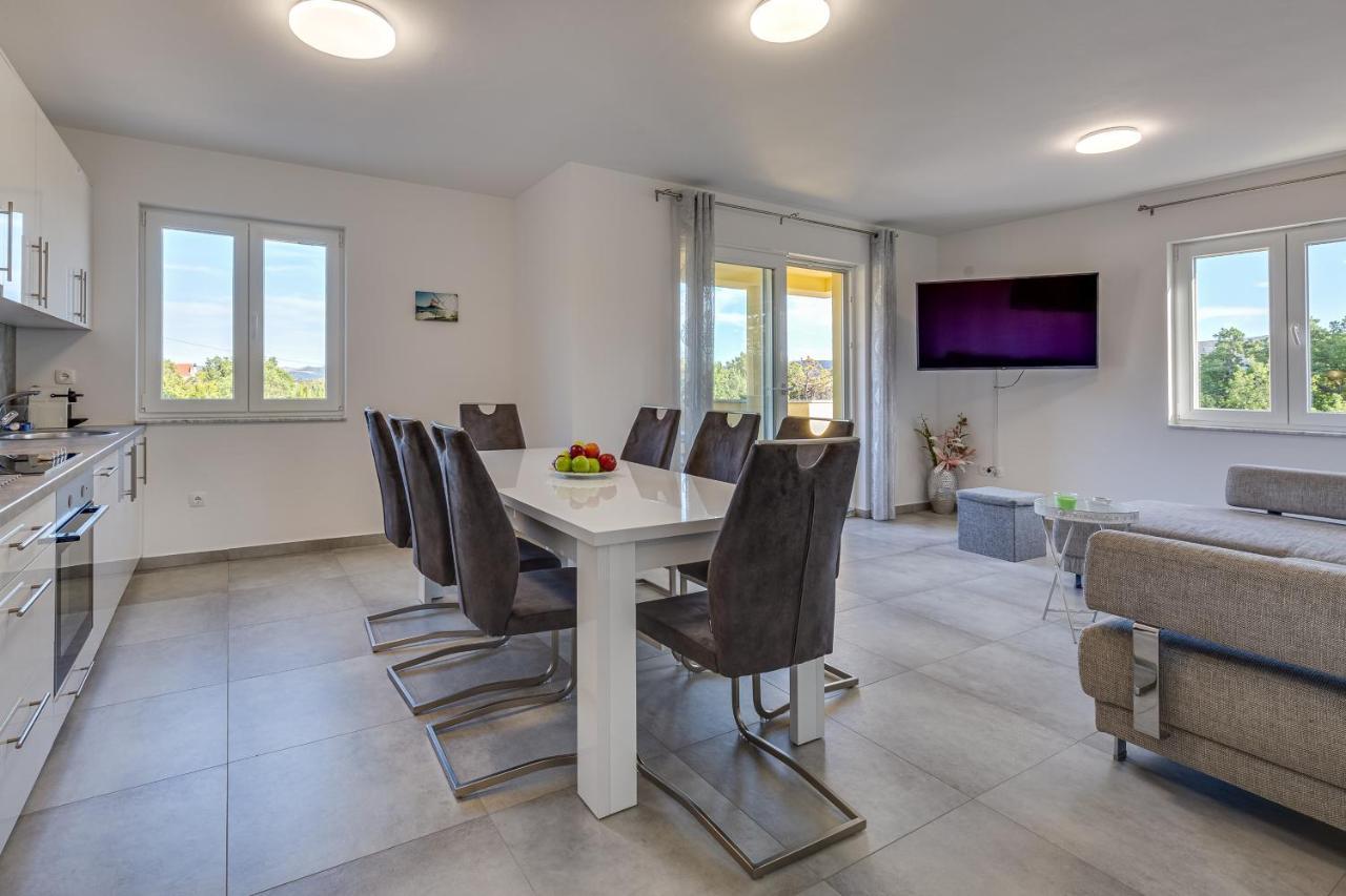 Green Point Paklenica Starigrad Exterior photo