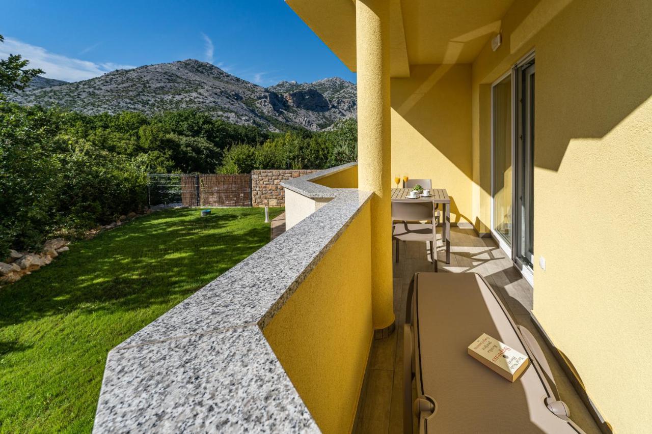 Green Point Paklenica Starigrad Exterior photo